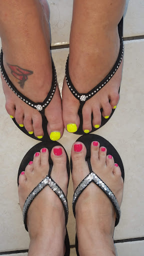 Shopping Mall «Frederick Shopping Center», reviews and photos, 1305 W 7th St, Frederick, MD 21702, USA