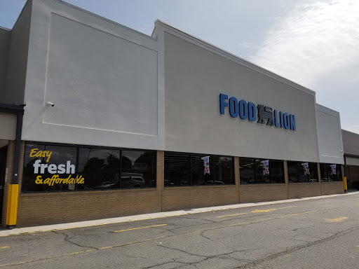 Food Lion, 5734 Churchland Blvd, Portsmouth, VA 23703, USA, 