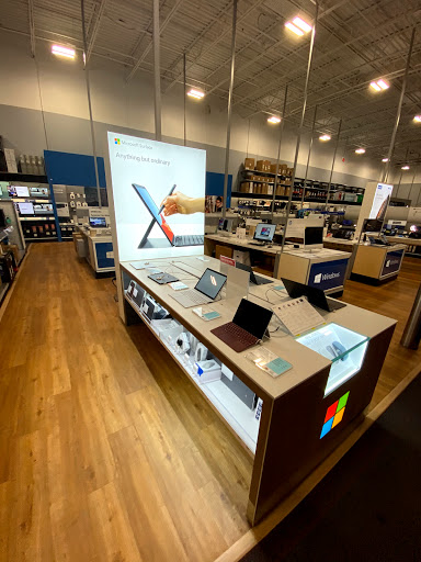 Electronics Store «Best Buy», reviews and photos, 12909 Shops Pkwy, Bee Cave, TX 78738, USA