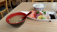 Soupe miso du Restaurant de sushis Emiko à Paris - n°1