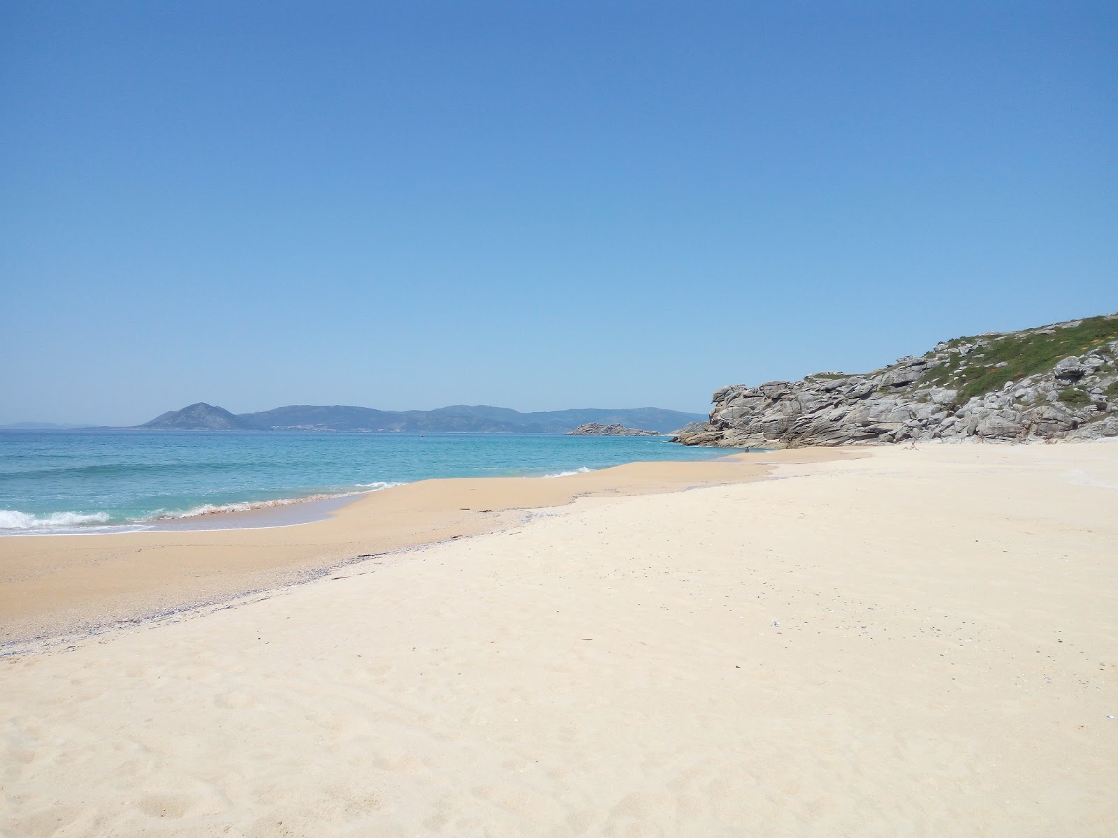 Foto af Seiras beach og bosættelsen