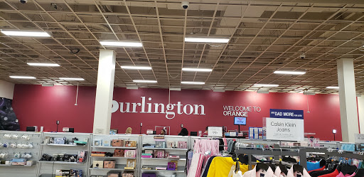 Shopping Mall «Orange Promenade Shopping Ctr», reviews and photos, 80 Boston Post Rd, Orange, CT 06477, USA