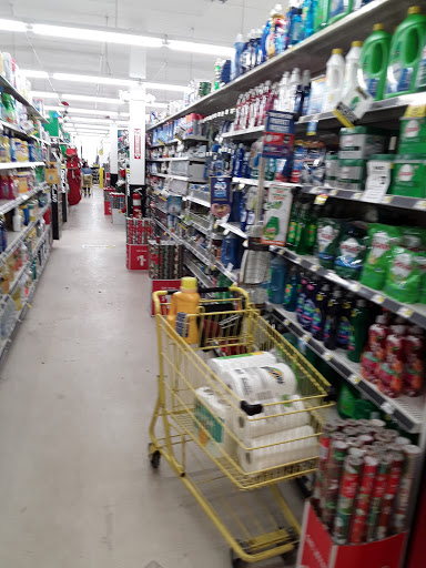 Home Goods Store «Dollar General», reviews and photos, 3333 Manchester Rd, Akron, OH 44319, USA