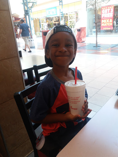 Fast Food Restaurant «Chick-fil-A», reviews and photos, 4737 Concord Pike Ste 760, Wilmington, DE 19803, USA