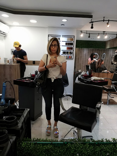 SALON PELUQUERIA ANTONIO