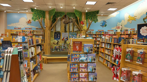 Book Store «Barnes & Noble», reviews and photos, 3981 U.S. 9, Freehold, NJ 07728, USA