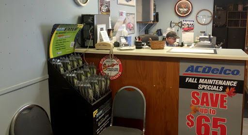 Auto Repair Shop «Advanced Auto Clinic», reviews and photos, 8833 Mayfield Rd, Chesterland, OH 44026, USA