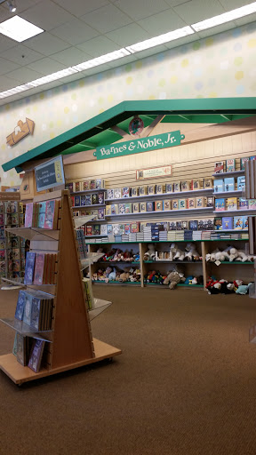 Book Store «Barnes & Noble», reviews and photos, 451 E Altamonte Dr, Altamonte Springs, FL 32701, USA