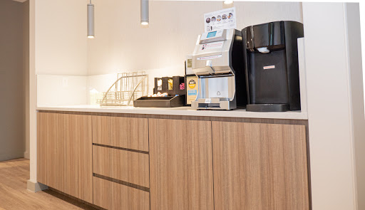 Cabinet Maker «Custom Klosets & Cabinets Inc», reviews and photos, 6403 N 50th St, Tampa, FL 33610, USA