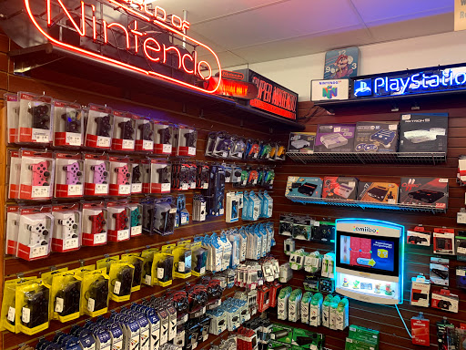 Video Game Store «Play And Talk Retro Video Games Iphone Repair», reviews and photos, 4693 Airport Blvd #130, Mobile, AL 36608, USA