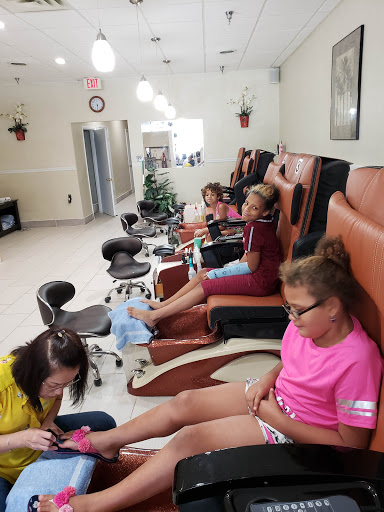 Supermarket «Giant Eagle Supermarket», reviews and photos, 5990 University Blvd #4, Coraopolis, PA 15108, USA