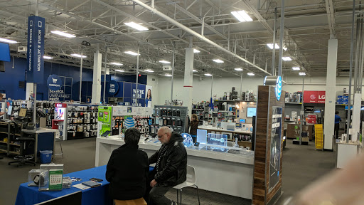 Electronics Store «Best Buy», reviews and photos, 2833 W Ridge Rd, Rochester, NY 14626, USA