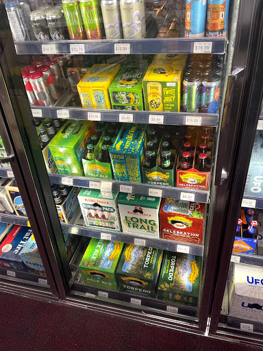 Liquor Store «M & R Liquors», reviews and photos, 2773 Main St, Glastonbury, CT 06033, USA