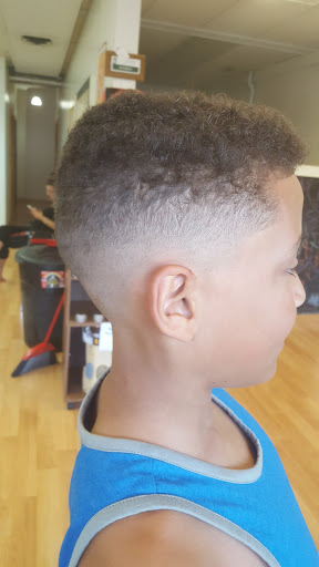 Barber Shop «FADED UP BARBER SHOP», reviews and photos, 1913 Pacific Ave, Forest Grove, OR 97116, USA