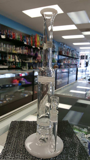 Tobacco Shop «BELLAIRE SMOKE SHOP», reviews and photos, 7710 Bellaire Blvd, Houston, TX 77036, USA