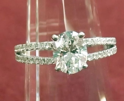 Jewelry Store «Jewelry, Gems & Design Co.», reviews and photos, 9542 W 147th St, Orland Park, IL 60462, USA