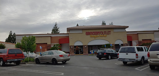 Grocery Store «Grocery Outlet Bargain Market», reviews and photos, 424 Roseville Square, Roseville, CA 95678, USA