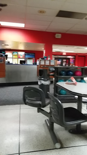 Bowling Alley «Brunswick Zone Glendale Heights», reviews and photos, 558 North Ave, Glendale Heights, IL 60139, USA