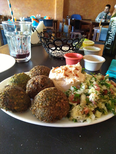 Opiniones de Arabian café Restauran en Pucón - Restaurante