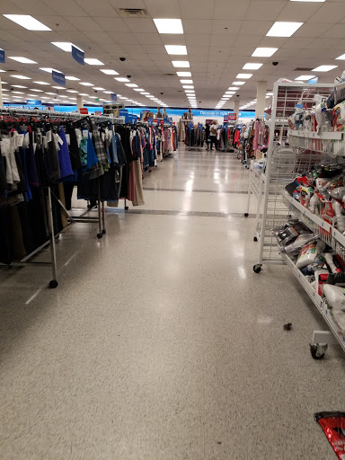 Clothing Store «Ross Dress for Less», reviews and photos, 2540 Cumberland Blvd SE, Smyrna, GA 30080, USA