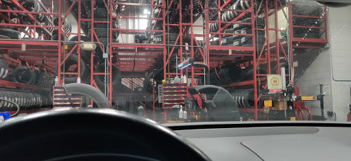 Tire Shop «Discount Tire Store - Austin, TX», reviews and photos, 13000 I-35 #7, Austin, TX 78753, USA