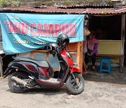 Tahu Campur Pak Hadi Sejak 1991 photo