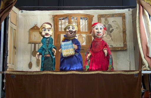 Mirakulum puppet theater