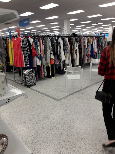 Clothing Store «Ross Dress for Less», reviews and photos, 2201 S Interstate 35 E, Denton, TX 76205, USA