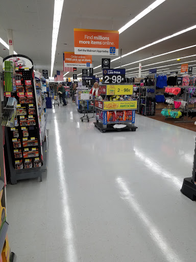 Discount Store «Walmart», reviews and photos, 651 Main St, Harleysville, PA 19438, USA