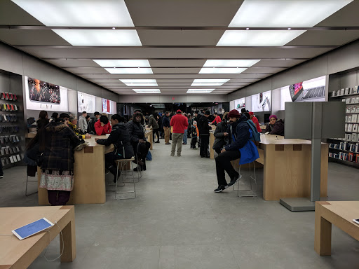 Computer Store «Apple Lehigh Valley», reviews and photos, 250 Lehigh Valley Mall, Whitehall, PA 18052, USA