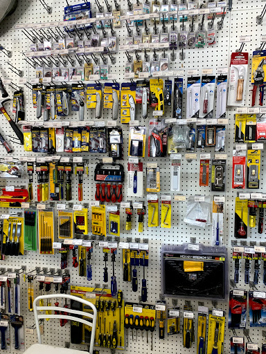 Hardware Store «Gahanna Hardware Inc», reviews and photos, 73 N High St, Gahanna, OH 43230, USA