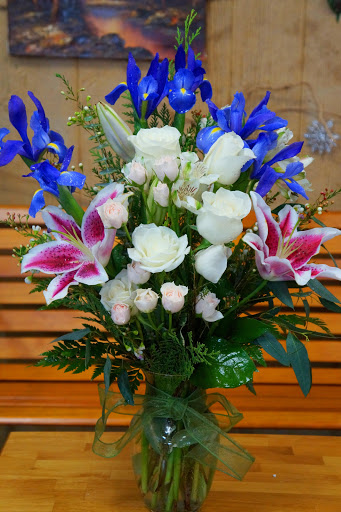 Florist «Joy Flower Shop», reviews and photos, 7630 Fair Oaks Blvd, Carmichael, CA 95608, USA