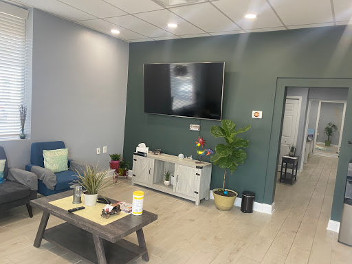 Auto Repair Shop «Capitol Auto Land», reviews and photos, 3800 S Four Mile Run Dr # G, Arlington, VA 22206, USA