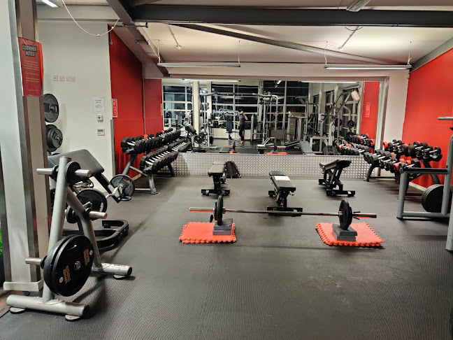 Reviews of Surrey Docks Fitness & Water Sports Centre in London - Gym