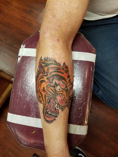 Tattoo Shop «Union Ave Tattoo», reviews and photos, 14718 Union Ave SW, Lakewood, WA 98498, USA