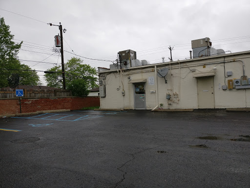 Indian Grocery Store «Kuttanadan Grocery store ( INDIAN GROCERY & ALL INDIAN FISH )», reviews and photos, 2830 E 14 Mile Rd, Warren, MI 48092, USA