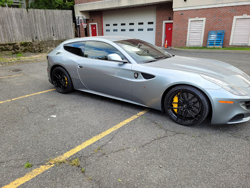 Auto Body Shop «E & S Body Shop», reviews and photos, 63 Townsend St, Port Chester, NY 10573, USA