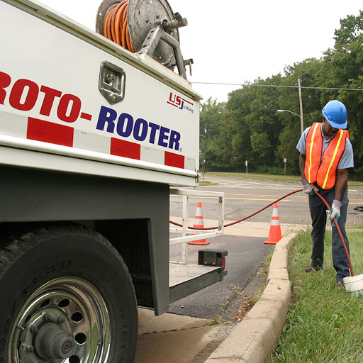 Plumber «Roto-Rooter Plumbing & Drain Services», reviews and photos, 110 W Main St #160, Belleville, IL 62220, USA