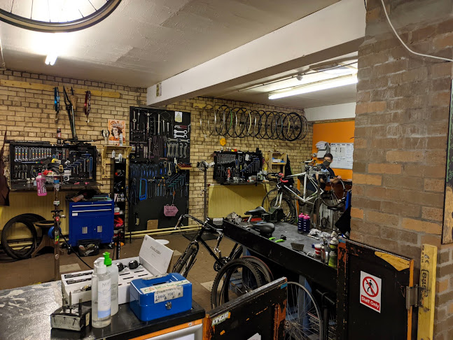 Reviews of Bike for Good Glasgow South in Glasgow - Bicycle store