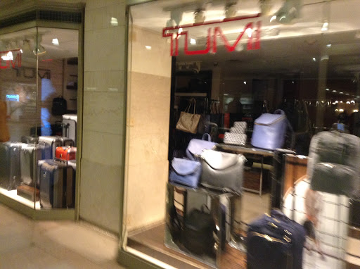 TUMI Store - Grand Central image 7