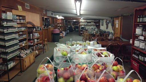 Produce Market «Bolton Orchards», reviews and photos, 125 Still River Rd, Bolton, MA 01740, USA