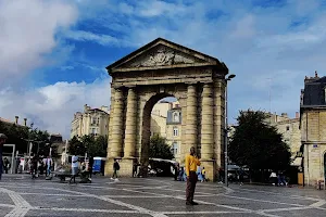 Place de la Victoire image