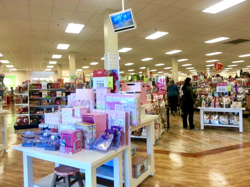 Department Store «HomeGoods», reviews and photos, 3331 Rosecrans St, San Diego, CA 92110, USA
