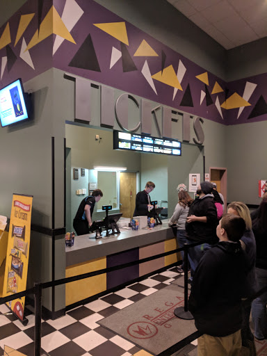 Movie Theater «Regal Cinemas Shelbyville 8», reviews and photos, 250 Breighton Cir, Shelbyville, KY 40065, USA