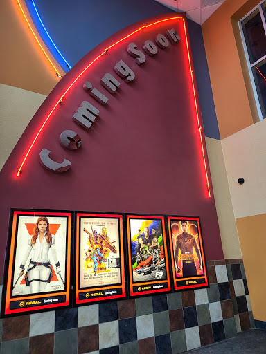 Movie Theater «Regal Cinemas Fox Run 15 & RPX», reviews and photos, 45 Gosling Rd, Newington, NH 03801, USA