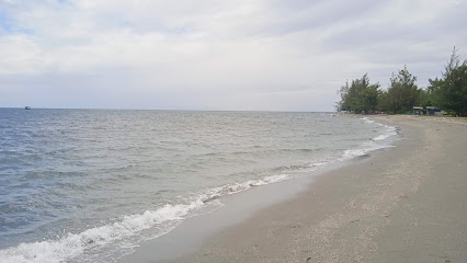 Pantai Kayuangin