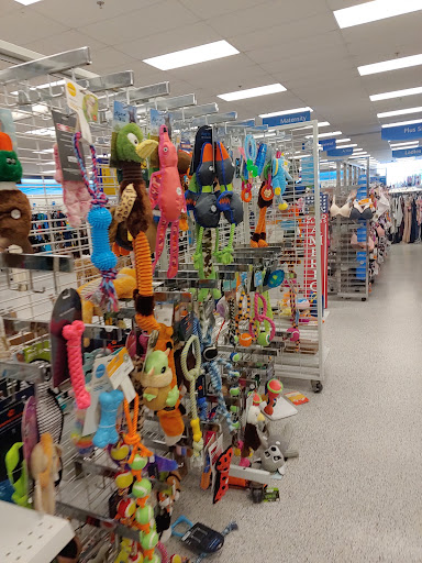 Clothing Store «Ross Dress for Less», reviews and photos, 926 Airport Center Rd, Allentown, PA 18109, USA