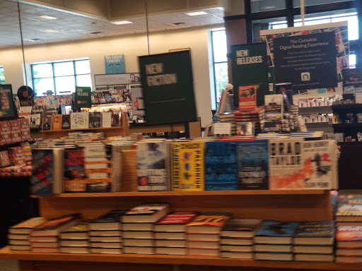 Book Store «Barnes & Noble Booksellers Hillside Village», reviews and photos, 305 Farm to Market Road 1382 #520, Cedar Hill, TX 75104, USA