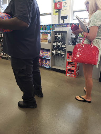 Variety Store «Five Below», reviews and photos, 1255 Raritan Rd, Clark, NJ 07066, USA