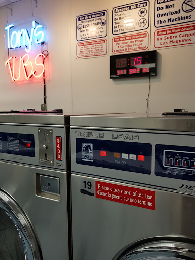 Laundromat «Tonys Tubs», reviews and photos, 218 W Montauk Hwy, Hampton Bays, NY 11946, USA